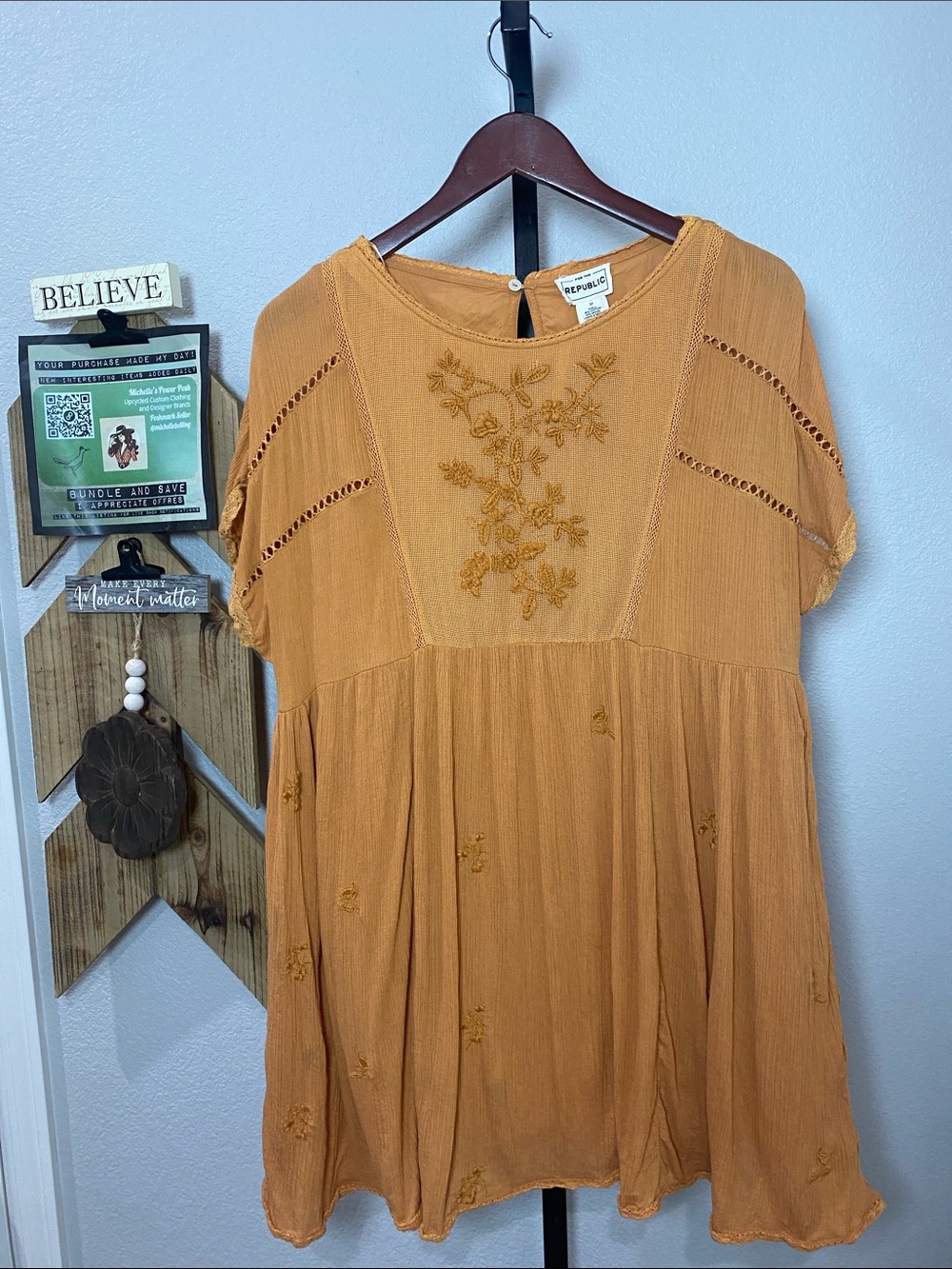For The Republic Mustard Embroidered Tunic sz M 26ptp 32L
